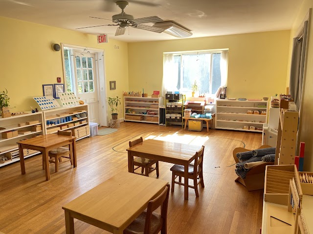 Crestview Montessori School
