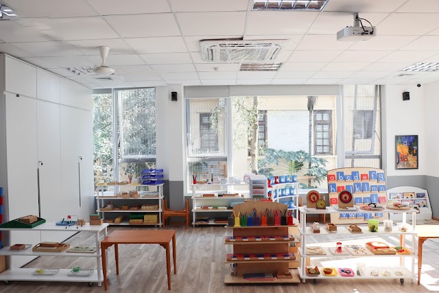 Sakura Schools - Pham Hung