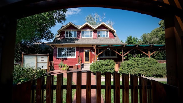 Montessori Children's House Of Denver - Mayfair