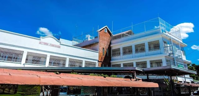 Bettbien Montessori Elementary & High School