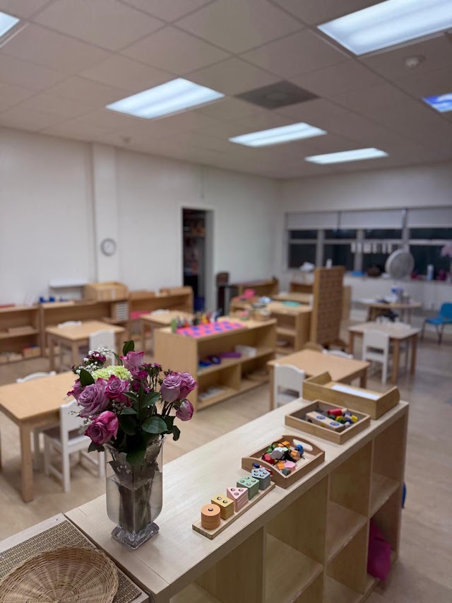 Muss Family Montessori School