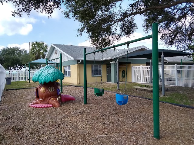De La Fontaine Multilingual Montessori School Seminole