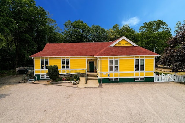 South County Montessori School