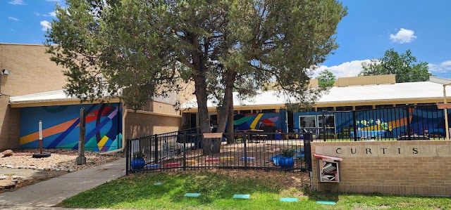 Family Star Montessori - Northeast