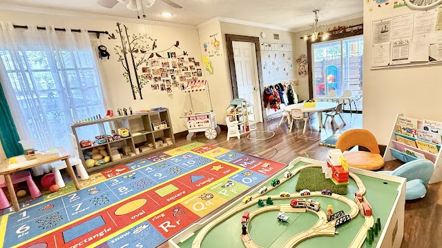 HAPPY Montessori Childcare