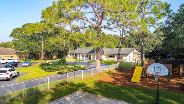 Country Day Montessori School Town N Country